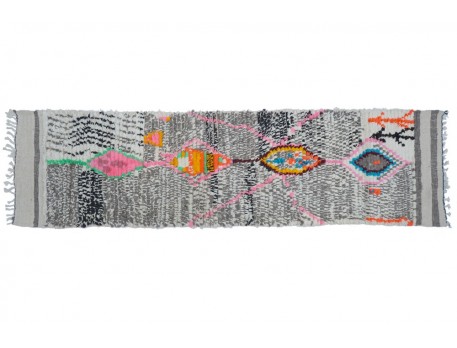 Grand tapis berbère de couloir à motifs colorés coloré en laine Azilal à motifs