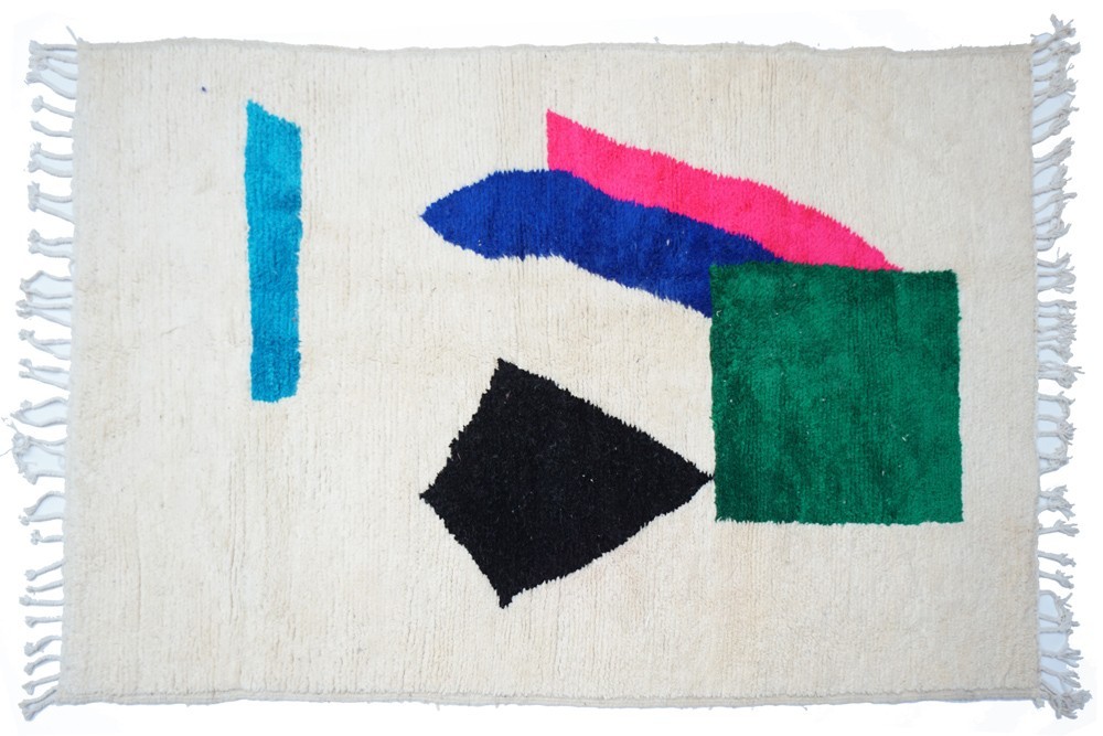 Grand tapis berbère abstrait en laine Azilal vert bleu rose noir