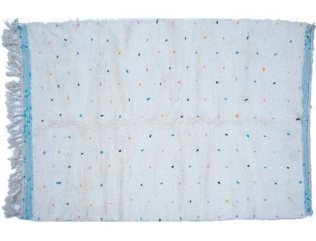 Large colorful woolen Béni Ouarain rug white with dots