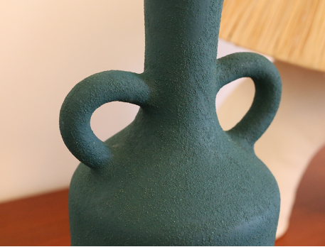 Vase en céramique bleu canard à anses. Fait-main au Maroc.
