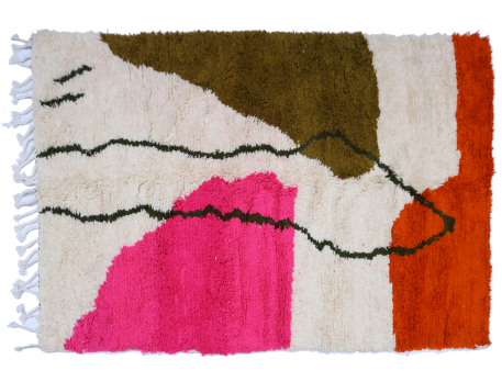 Grand tapis berbère Azilal moderne blanc rose vert terracotta et orange