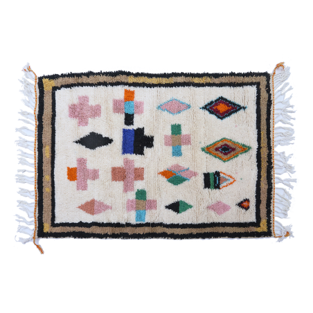 Large white Azilal Berber carpet with blue, pink, green, yellow and black outlines 