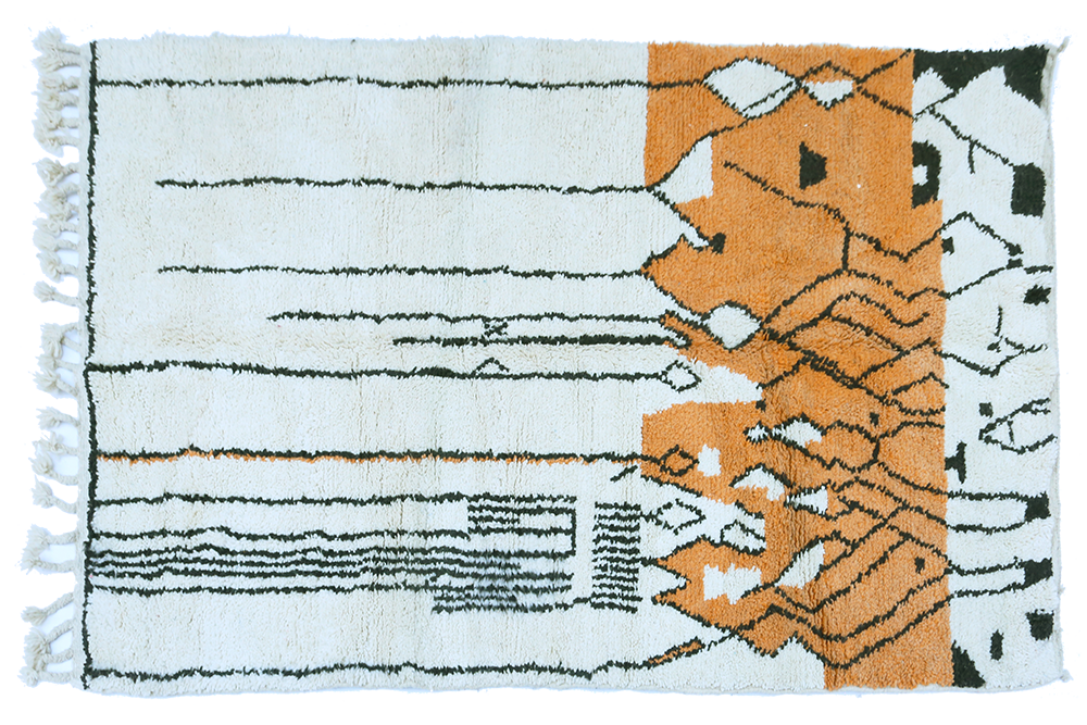 Grand tapis Boujad ancien blanc et orange avec lignes en noir