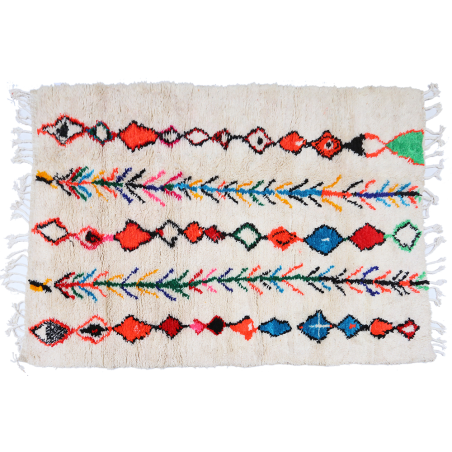 Gand tapis berbère blanc avec petits losange rose vert orange et bleu