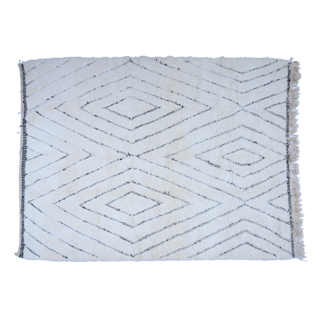 Très grand tapis berbère Béni Ouarain blanc avec losanges gravés en noir