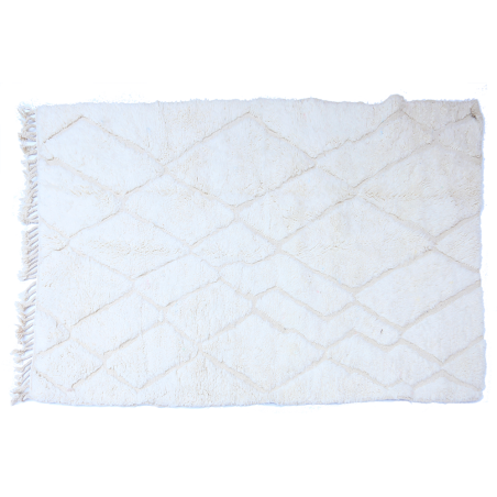 Grand tapis berbère Béni Ouarain blanc uni avec motifs gravés