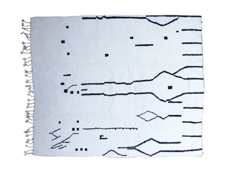 Très grand tapis berbère Béni Ouarain carré blanc avec motifs primitifs en noir