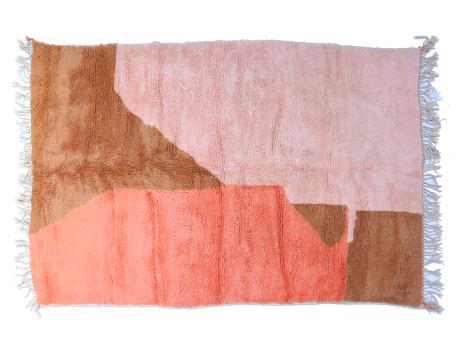 Grand tapis berbère Azilal moderne marron rose et rose saumon 