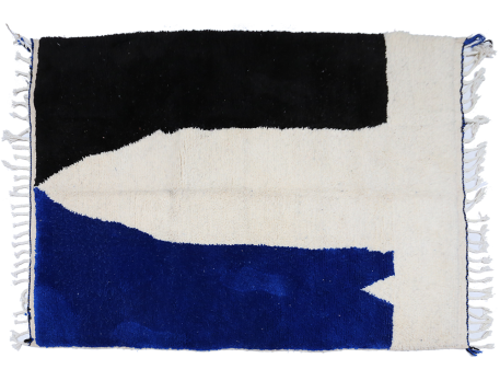 Tapis berbère Azilal moderne blanc noir et bleu