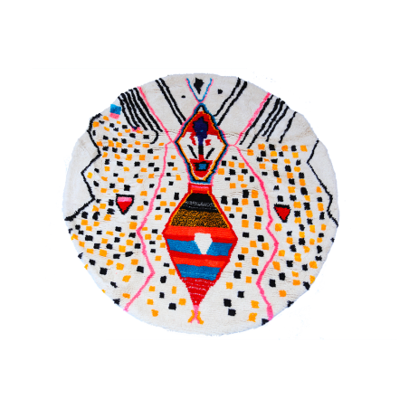 Berberteppich Azilal rund, weiß mit gelben und schwarzen Punkten und Mustern grün orange blau und rosa