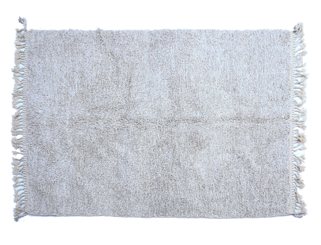 Très grand tapis berbère Béni Ouarain blanc avec des petits pois gris et marron 