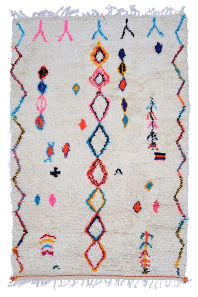 Gran alfombra bereber Azilal blanca con rombos rosa, rojo, azul, amarillo, verde y naranja.