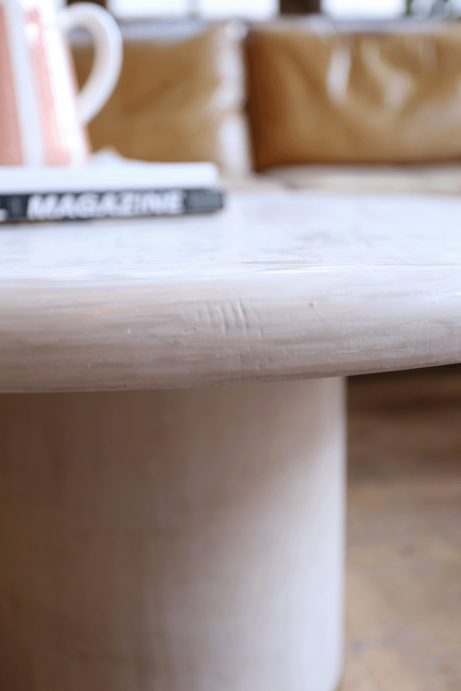 Table basse en ciment