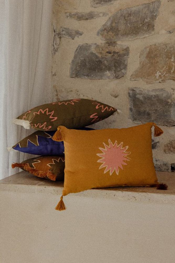 Aube cushion cover. Azuri Solar Studio.