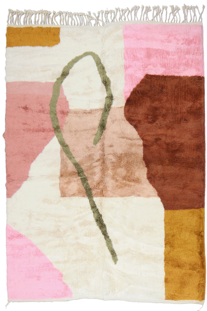 Tapis berbère au design moderne avec des couleurs pastel, motifs géométriques et touches de vert, rose et terracotta.