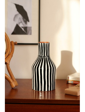Black vase. Portugal.